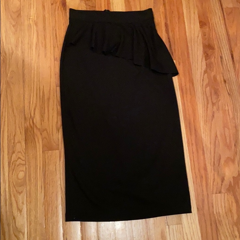 Peplum pencil skirt